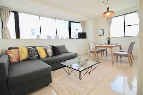 Luxes - 10 min Hiroshima Station & 2BR Up to 10p & 4 bikes