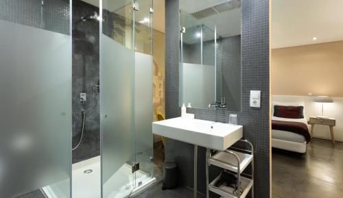 Double Room image 8