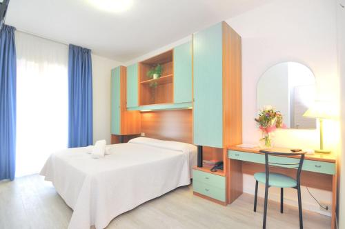 Hotel Rex - image 7