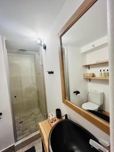 Two-Bedroom Apartment image 6