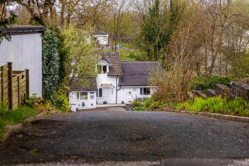 Exterior view, Windermere Studio Rooms - with Free Car Parking Onsite in Windermere