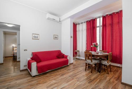 House Serena, Рим