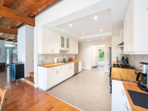 Berkshire Vacation Rentals: High End Berkshires Getaway in Egremont (MA)