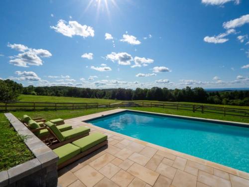 Berkshire Vacation Rentals: Private Oasis: 16 Acres Pool