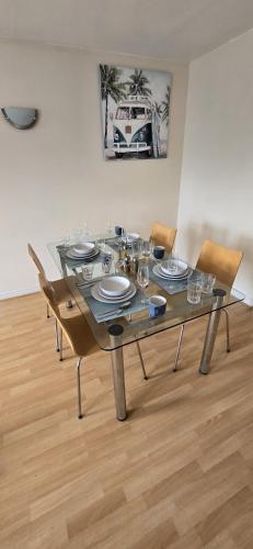 SAV Apartment Two Bed Flat Uxbridge