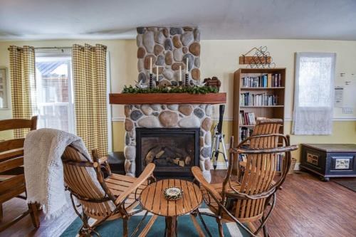 Snowshire A Cozy Mountain Retreat in Leadville in Leadville, USA