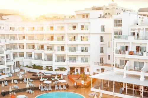 hotel photo