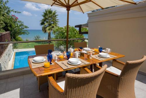 The Seaside Villa in Armeni