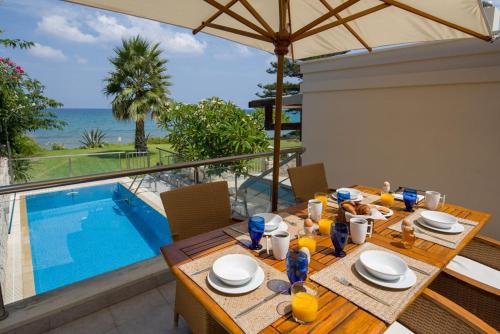 The Seaside Villa in Armeni