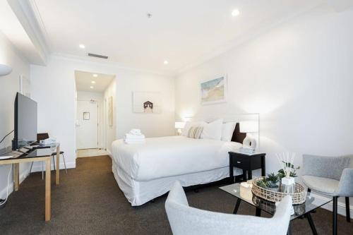 Cozy Studio in Heritage Hotel Facilities Zodiak Stays, Auckland