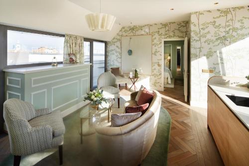 Suite, 2 bedrooms