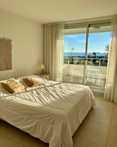 Dos Orillas, Monoambiente 111