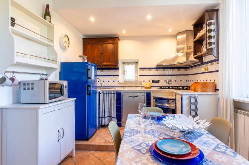  GuestHost - Casa Ginevra - 3 Minutes Walk from the Sea in Livorno
