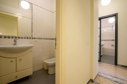 Quattro Cantoni Apartment Monti, Rome (photo 4)