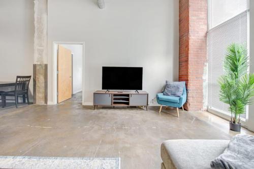3BR Luxury Historic Loft with Gym by ENVITAE in Kansas City, USA