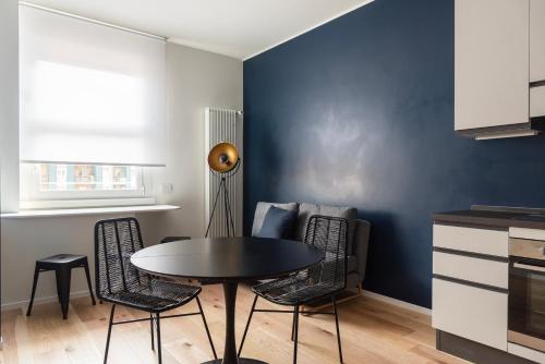 Youhosty - Perego 7 DX