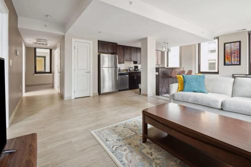 2BR Downtown Luxury Getaway in Detroit, USA