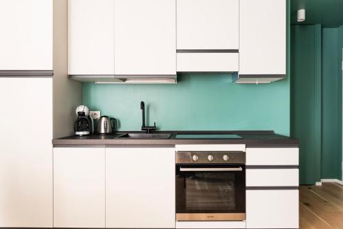 Youhosty - Perego 7 SX