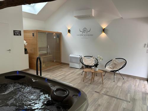 Domaine privatisé 21 pers avec Piscine, Spa, Parc 18ha avec daims 5