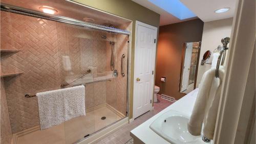 Birchwood Farms condo overlooking Birches #1 - image 12