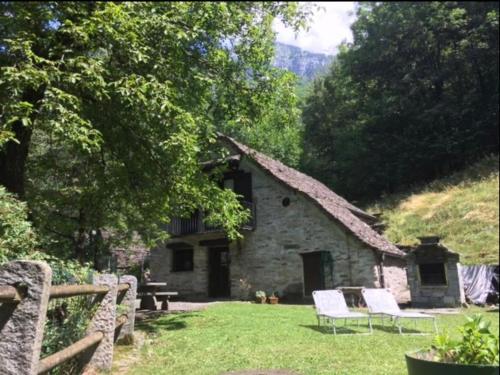 Ieeja, Verzasca Lodge Matilde in Frasko