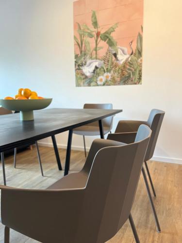 Apartment Kranich mit 3 Zimmern, top Infrastrukturlage HH Langenhorn, nähe Airport, Boxspringbetten und Arbeitsplätzen mit Glasfaser WLAN, Hamburgo (foto 8)