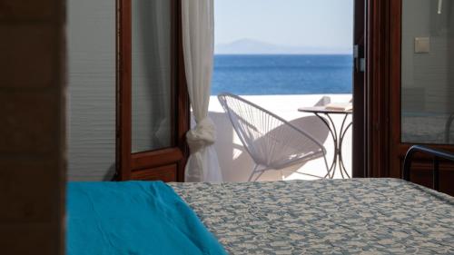 Apiliotis sunrise beach villa