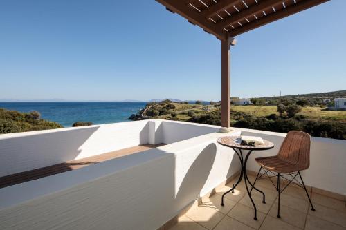 Apiliotis sunrise beach villa