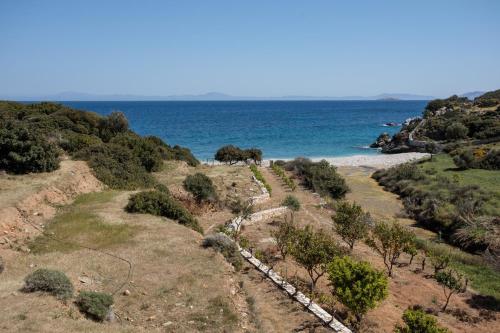 Apiliotis sunrise beach villa