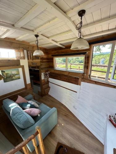 Swallowfield Glamping-Unsinkable