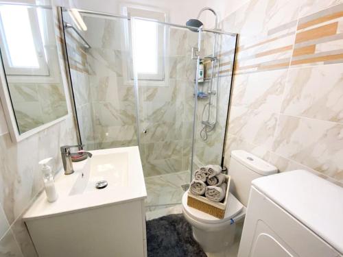 6th Floor Apartment in Athens, Athens (photo 8)