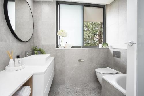 Tarquin - Stunning Modern Views - image 6