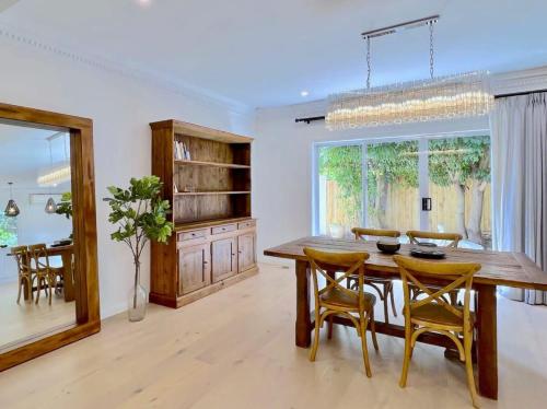 Luxury Designer Home Villa Surrey Hills