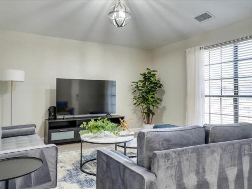 Texan Hideaway - Cozy Convenient Comfortable in ลูอิสวิลล์ (TX)