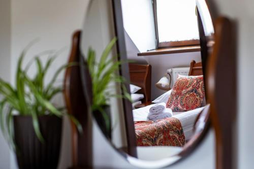 3 twin beds, 1 sofa bed