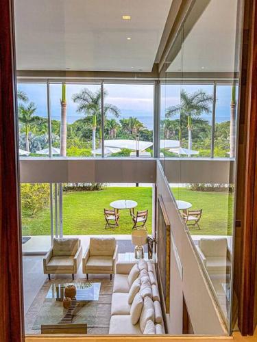 Spectacular Ocean front 5BR condo