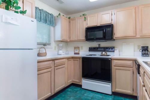Tidewater Teal Lake 1323 in North Myrtle Beach, USA