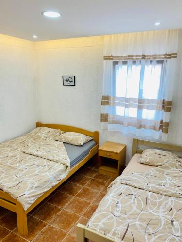 INO Apartments - image 2