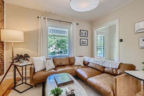 Redbrick Cottage 2BDRM Wash Park Yard & Gym in Denver, USA