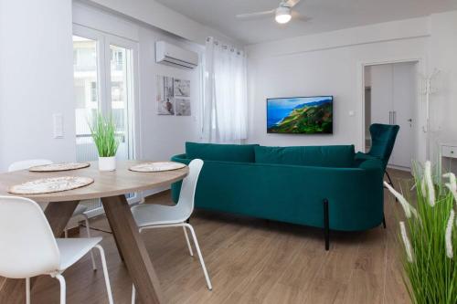 Kipseli New Modern Cosy Apartments Apt No 2 - image 9