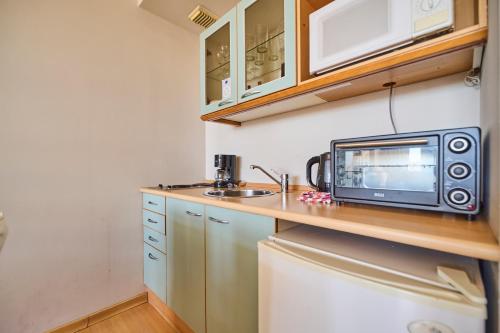 Recoleta: Elegance, Pool and Prime Location, Buenos Aires (zdjęcie 8)