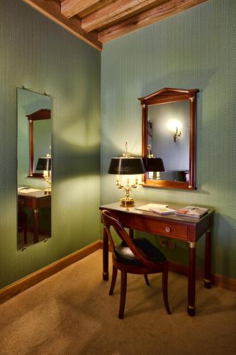 Hotel Belle Epoque - image 7