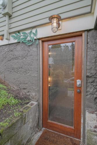 #StayinMyDistrict Pendelton Place Walk to Mt Tabor