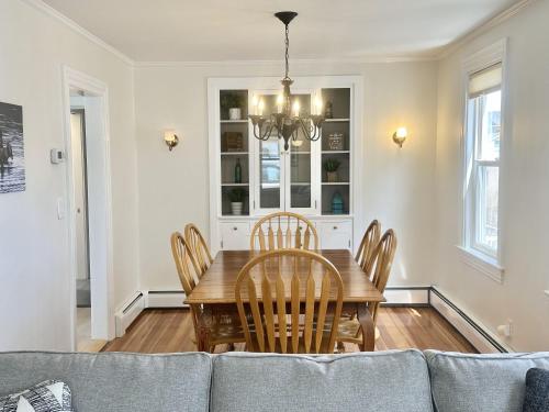 Large 3BR Home in Downtown Bar Harbor! [Eden West]