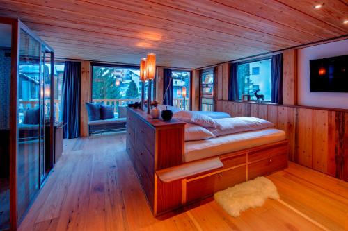 Luxury Chalet by Heinz Julen, Zermatt (photo 10)
