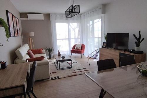 Les Géraniums, bel appartement rénové, proche plage et commerces, La Seyne-sur-Mer (Foto 5)
