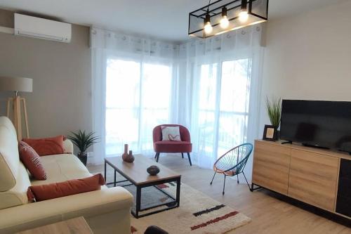Les Géraniums, bel appartement rénové, proche plage et commerces, La Seyne-sur-Mer (Foto 9)