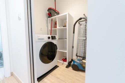 Apartment image 5