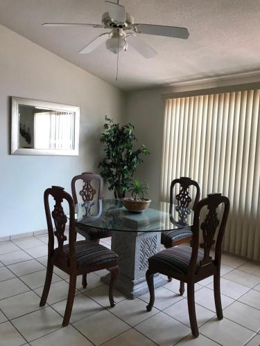 MS Suite Amueblada Alberca Blvd B Quintana in Mendiola, Mexico