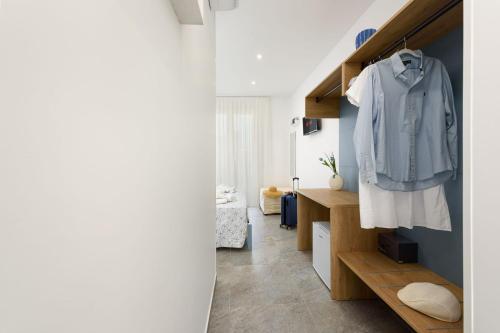 Double Room with Terrace image 8